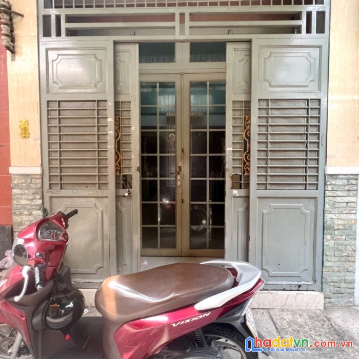 Nhà 3 tầng,mái btct hẻm thông 4m đường hưng phú p10q8