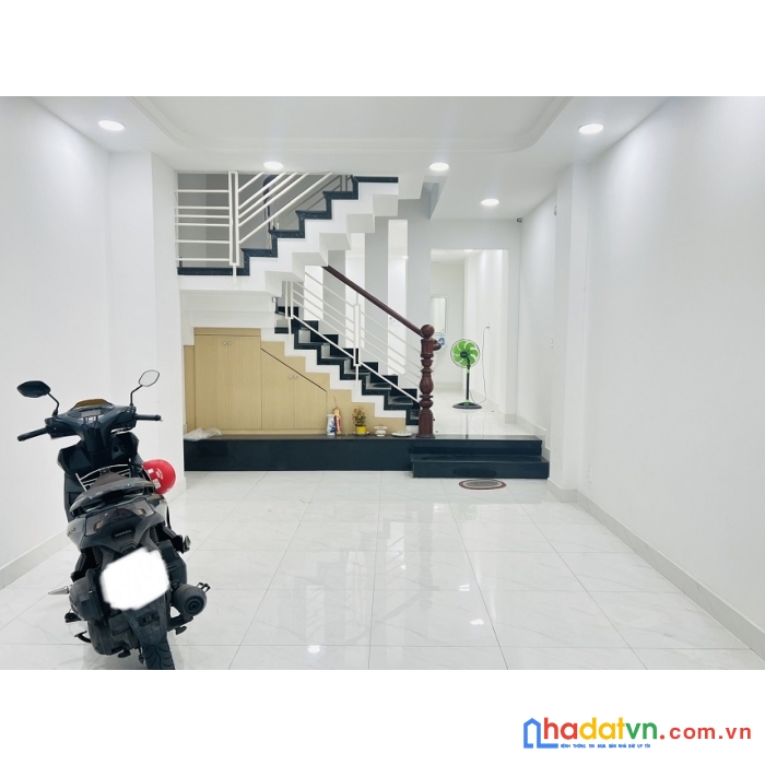 Chính chủ bán gấp nhà mặt tiền kinh doanh đẹp tại đường bạch mã, khu cư xá bắc hải