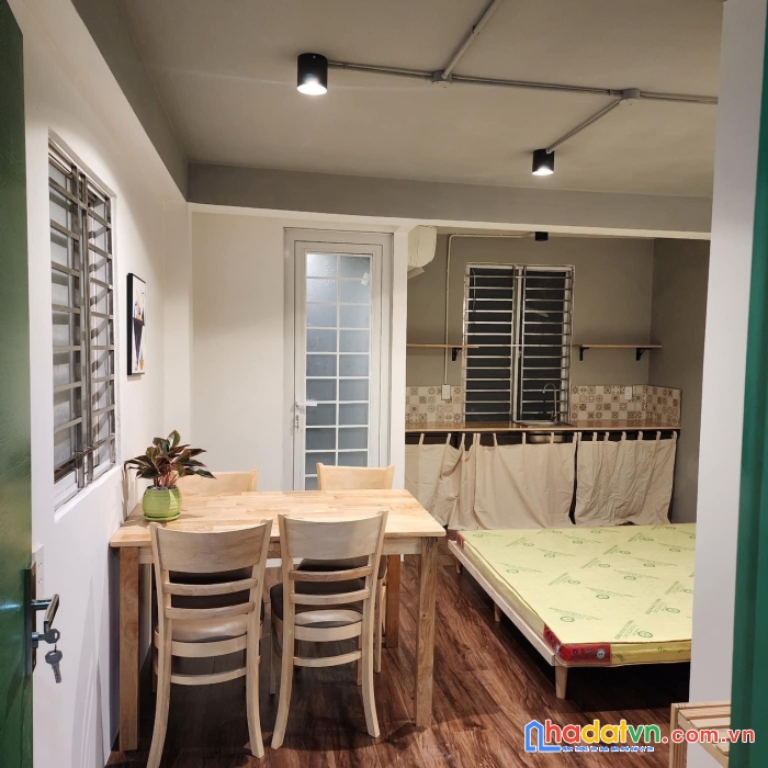 Bán căn hộ 5 phòng cho thuê, ngang 4 dài 13, huỳnh tấn phát, quận 7 ,4 tỷ nhỉnh