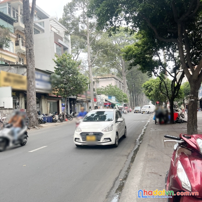 Nhà 5 tầng mặt tiền đường hùng vương p1q10 - giá : 25 tỷ