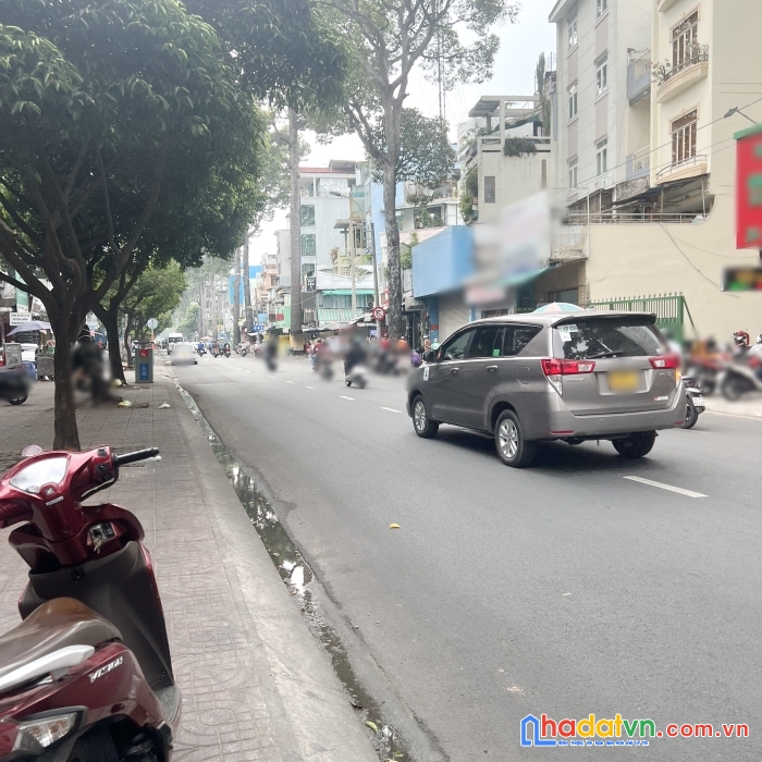 Nhà 5 tầng mặt tiền đường hùng vương p1q10 - giá : 25 tỷ