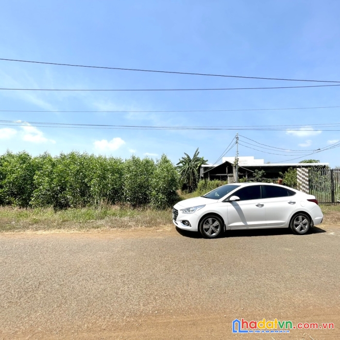 Bán 1338.8m2 đất mặt tiền đường lê văn một-tt.đất đỏ