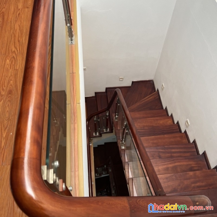 Bán nhà tây sơn, chỉ 4 tỷ, ô tô, kinh doanh, 45m2x5t, mt 4m, nội thất vip lh 0966037496
