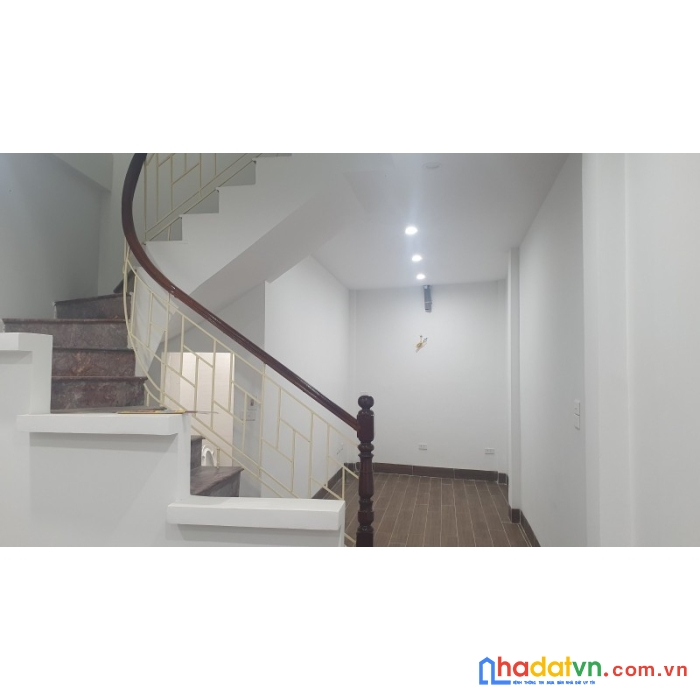 Bán nhà tây sơn 35m2 x 4t, giá nhỉnh 3 tỷ ngõ thông, lh 0966037496