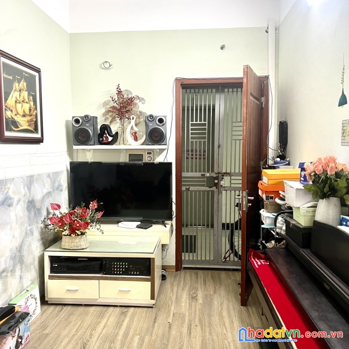 Bán căn 2 ngủ cực rẻ 65m tầng trung,full đồ tại kim văn kim lũ,pháp lí rõ ràng