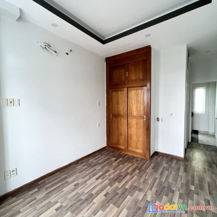 Nhà bán căn góc 5 tầng mới mặt tiền đường hưng phú - p8- q8