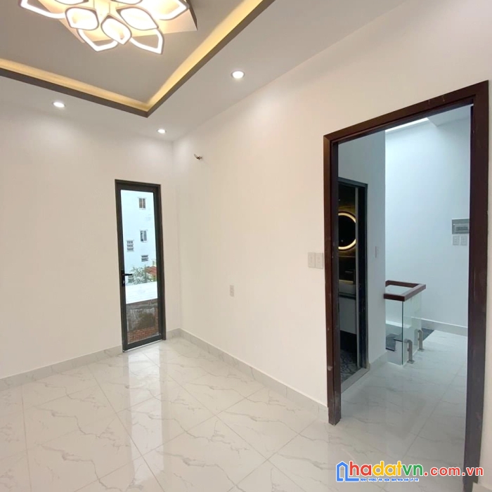 Nhà 3 tầng xây mới đường hưng phú p8q8. giá 5,78 tỷ tl