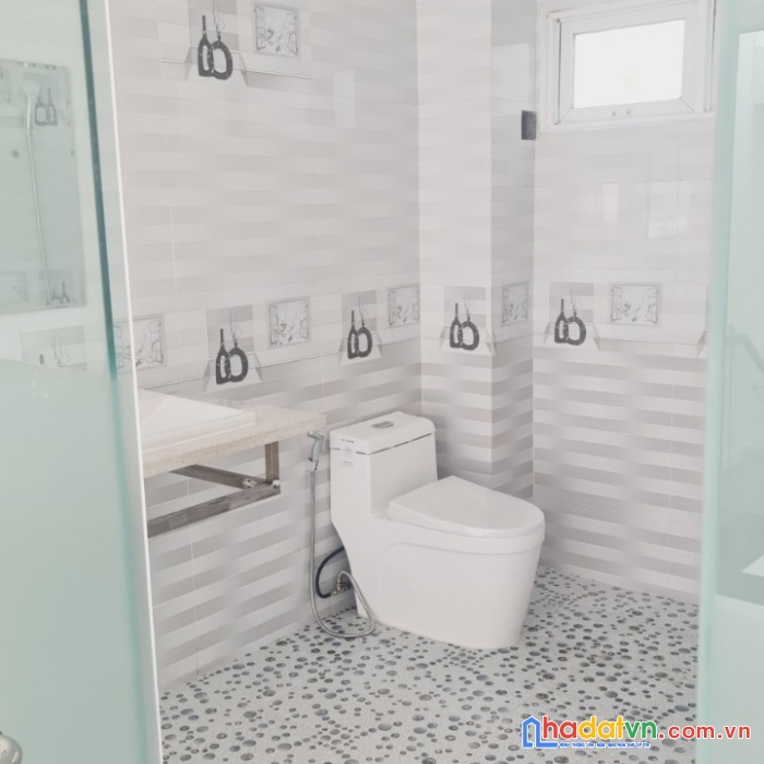 Ngộp bán nhà sẹc ngắn tân kỳ tân quý p sơn kỳ tân phú 93m2 ,4 tầng nhỉnh 6 tỷ