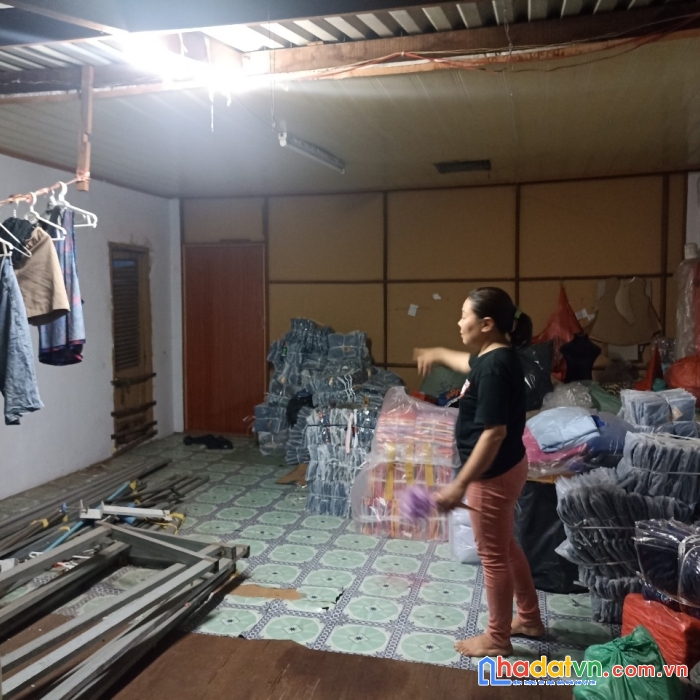 Bán gấp nhà hẻm lạc long quân, p8, tân bình