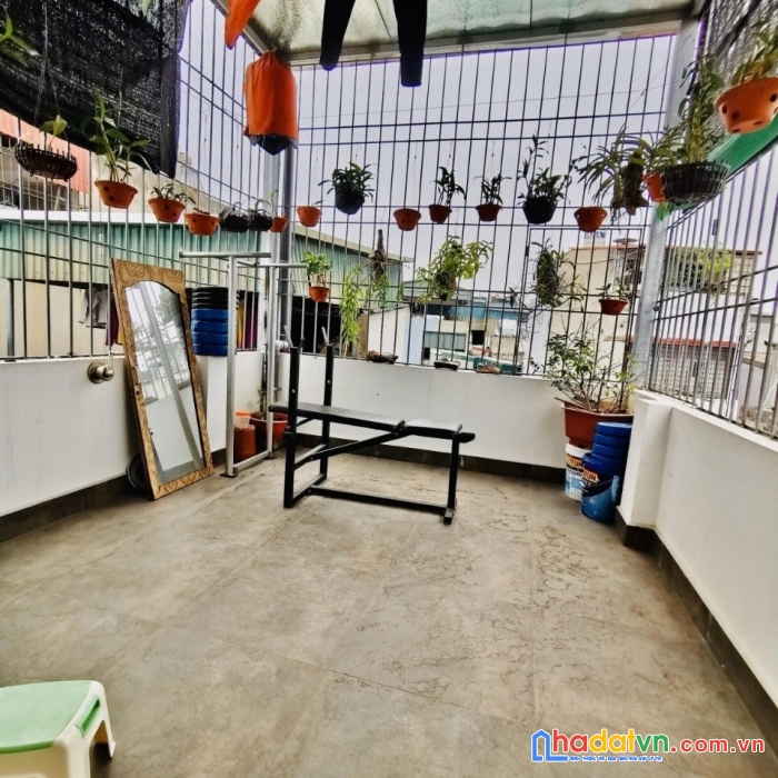 Hàng hot! bán nhà phố bạch mai 109m2, ô tô, sầm uất, giá 6 tỷ 3, xây ccmi đỉnh cao.