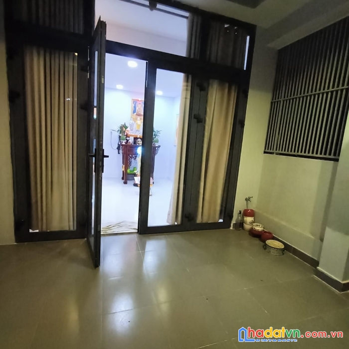 Chủ gấp bán nhà đẹp hxh thông lê văn sỹ, q3, khu dân trí, vừa ở vừa kd, 4 tầng, 55m2, 10.3 tỷ