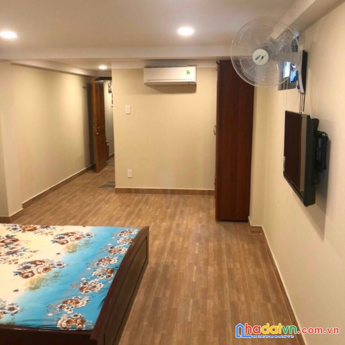 Nhà lê văn sỹ p14 quận 3 dt 80 m  6 tầng hxh 19 tỷ