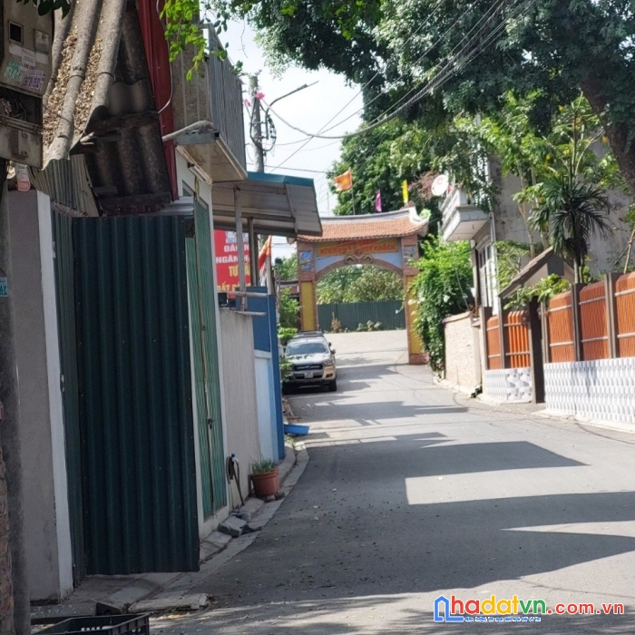 Giá siêu rẻ !!! đất đẹp ngõ thông thoáng innova vào đất, nguyên khê, đa. 40m.