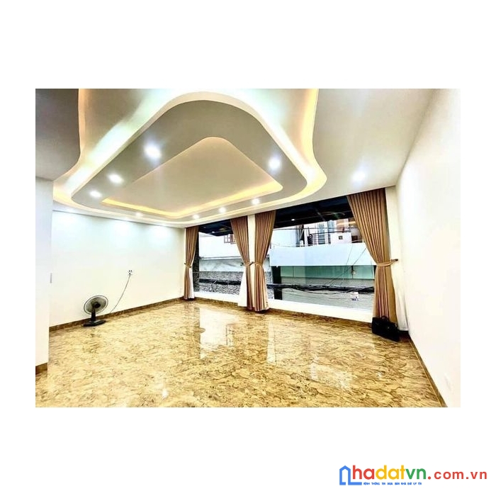 Bán nhà ngã tư sở 98m 8 tầng thang máy mặt tiền 5m giá chào 18.5 tỷ