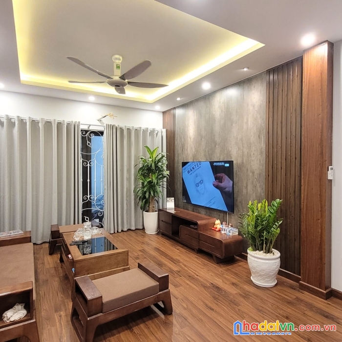 Bán nhà hoàng văn thái, thanh xuân, 25m2 4t mt3.6m, giá 2.55 tỷ, sổ riêng