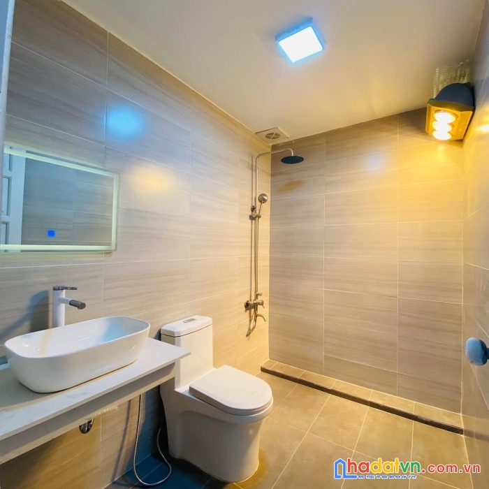 Bán nhà nguyễn trãi, 59m x 4t, ô tô đỗ cửa, tiện ích bạt ngàn, giá 5,4 tỷ