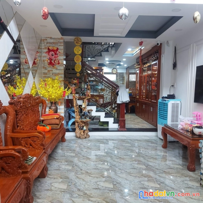 Đi định cư bán nhà 6 lầu mt phường 7 tân bình tặng hết tất cả nội thất gần 2 tỷ nhỉnh 13 tỷ tl
