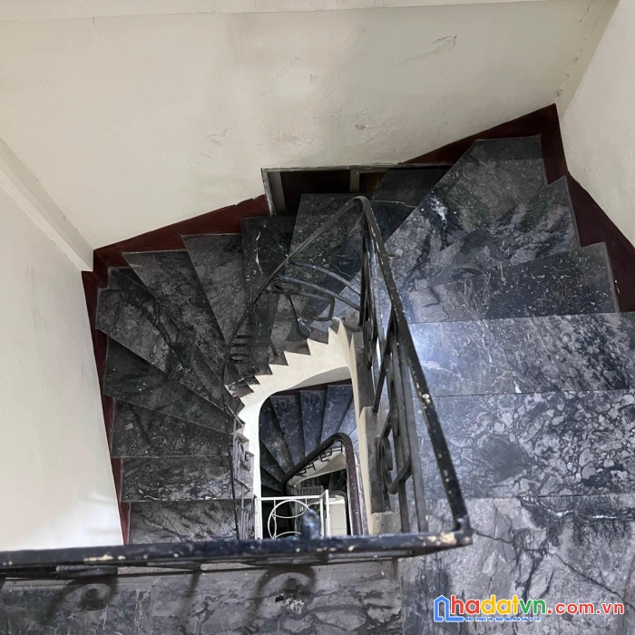 Bán nhà riêng phố thành công ba đình 32m 4 tầng vài bước chân ra phố ô tô đỗ cửa nhỉnh 4 tỷ lh