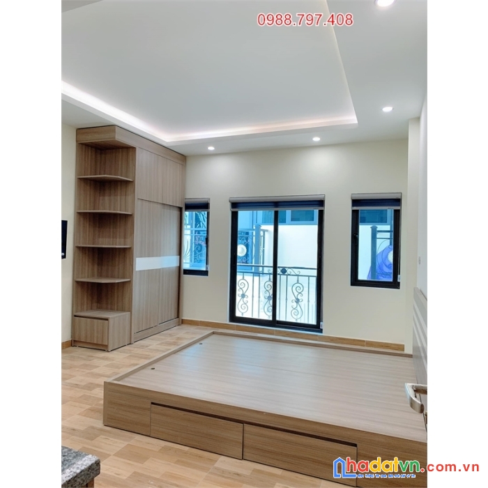 Bán ccmn cầu giấy 88m, 7t, 25pkk, dòng tiền 2 tỷ/năm, sát phố, nhỉnh 16 tỷ