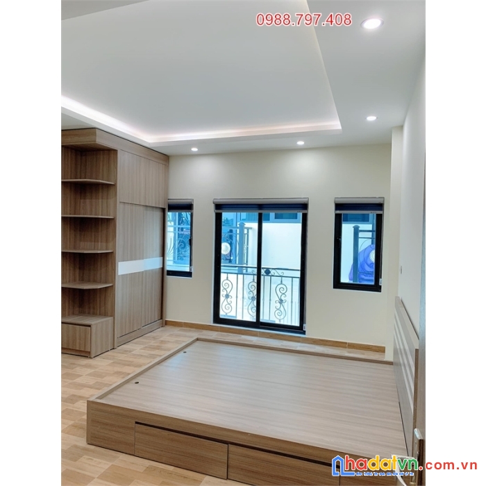 Bán ccmn cầu giấy 88m, 7t, 25pkk, dòng tiền 2 tỷ/năm, sát phố, nhỉnh 16 tỷ