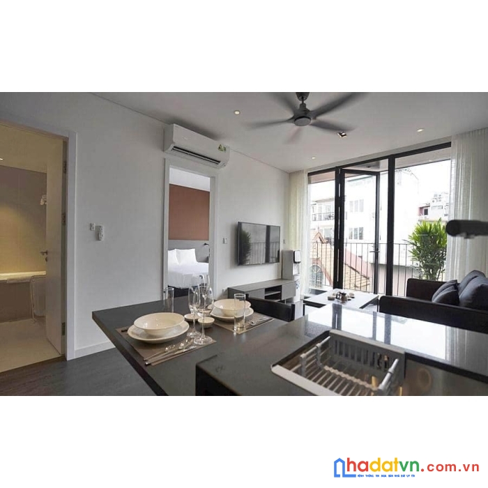 Bán apartment trích sài, 140m, 8t, 20 căn hộ, 10m ra hồ tây, gara ô tô, giá 49 tỷ