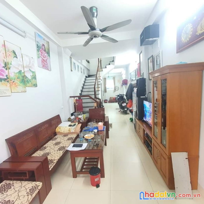 Bán nhà để ở, cổ điển a, tứ hiệp, thanh trì 43m2 x 3 tầng, 4 ngủ chỉ hơn 3 tỷ