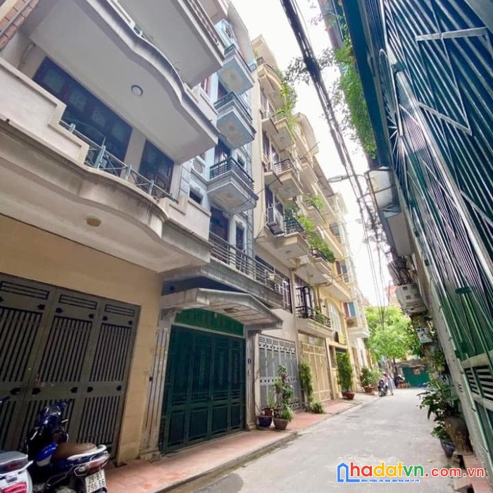 Hot !!! xem ngay phân lô cầu giấy - 50m2, 5 tầng, 10,5 tỷ - ô tô tránh, trung tâm,  nhà chắc chắn
