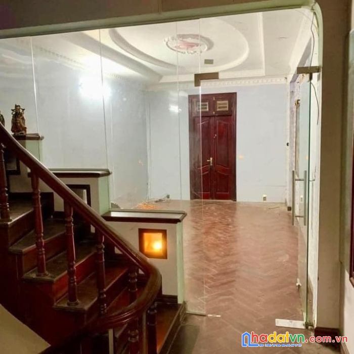 Hot !!! xem ngay phân lô cầu giấy - 50m2, 5 tầng, 10,5 tỷ - ô tô tránh, trung tâm,  nhà chắc chắn