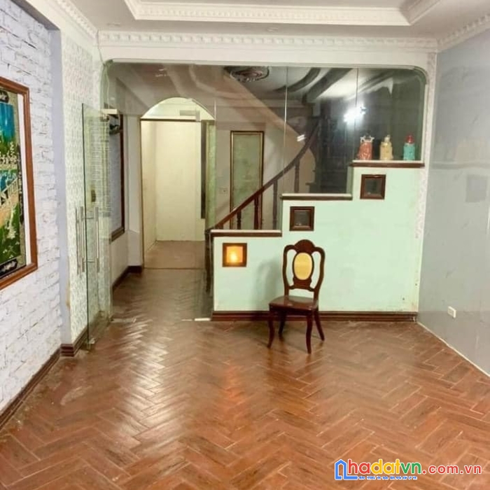 Hot !!! xem ngay phân lô cầu giấy - 50m2, 5 tầng, 10,5 tỷ - ô tô tránh, trung tâm,  nhà chắc chắn