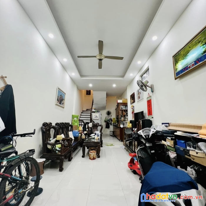 Hot !!! xem ngay nhà đội cấn ba đình tặng nội thất vip, ô tô cạnh nhà 35m2, 5 tầng chỉ 5.1 tỷ