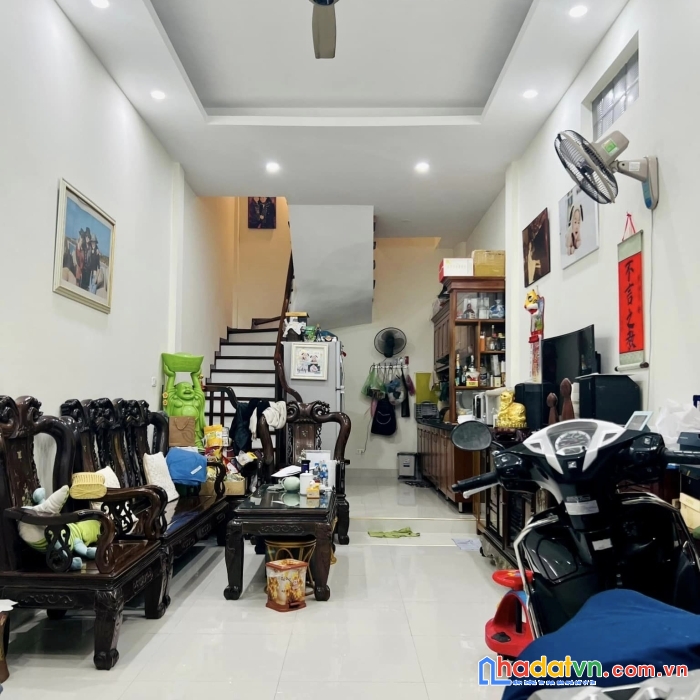 Hot !!! xem ngay nhà đội cấn ba đình tặng nội thất vip, ô tô cạnh nhà 35m2, 5 tầng chỉ 5.1 tỷ