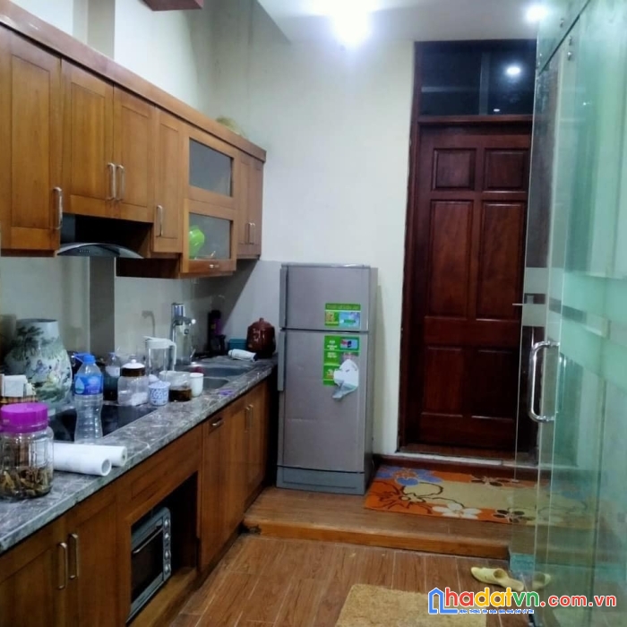 Hot !!! xem ngay  nhà cầu giấy 80tr/m2 nhà 61m2,  4 tầng dân xây chắc chắn, giá đầu tư,  ngõ xe ba