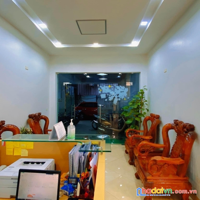 Hot !!! xem ngay nhà hoàng quốc việt 95m2, 5 tầng gara ô tô, kinh doanh vp cạnh phố ở ngay chỉ