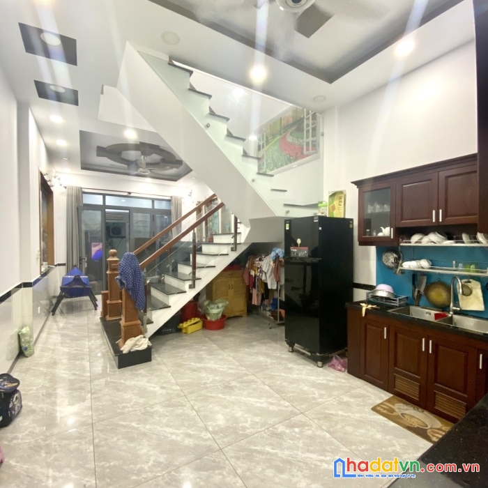 Hai mặt tiền hẻm xe tải - ngang bề thế 6m - sổ vuông - có dòng tiền - 76m2 chỉ 5.35 tỷ