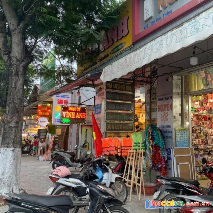 Cho thuê mặt bằng kinh doanh lô góc 2 mặt tiền đường tôn đức thắng, sát đh sư phạm