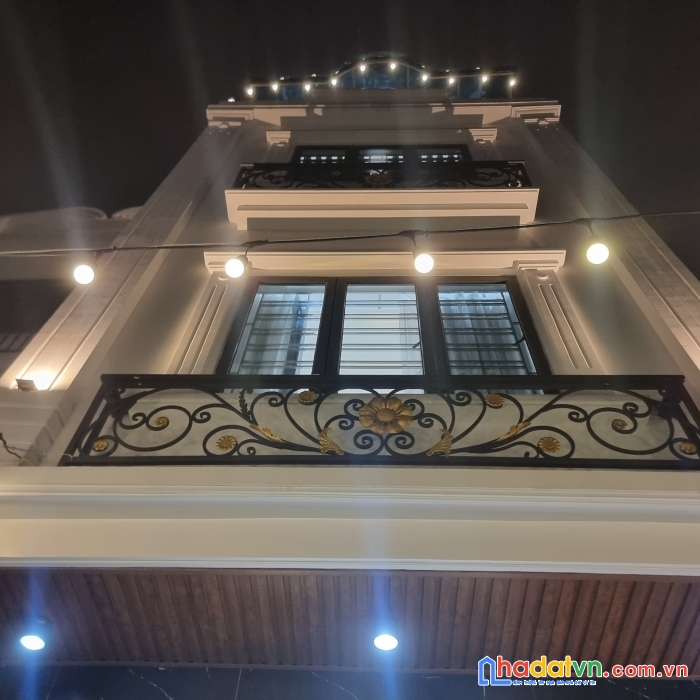 Bán nhà 52m2 x 4 tầng ô tô đỗ cửa võ nguyên giáp thông thiên lôi giá 4.25 tỷ