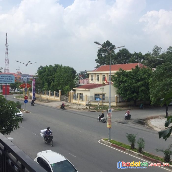 Đường 9 khu hành chính tp dĩ an. 10*26.6. kinh doanh đa ngành nghề