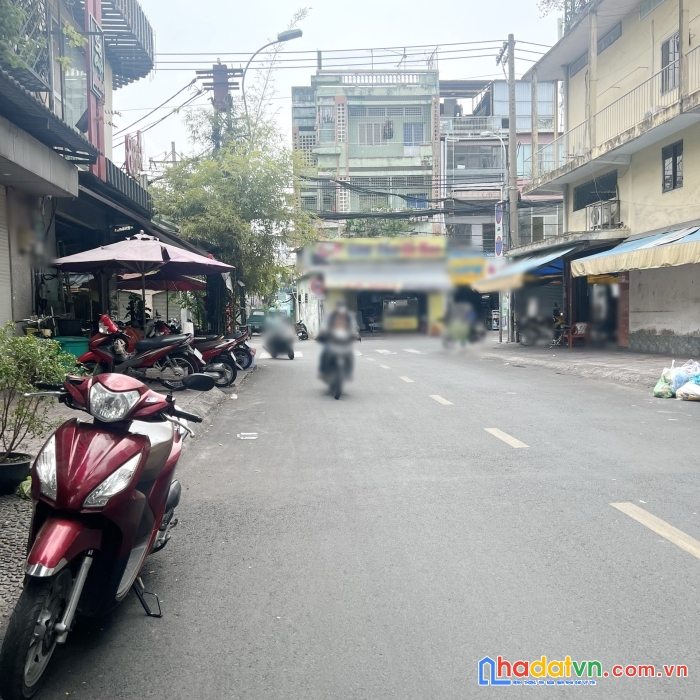 Căn hộ dịch vụ 6 tầng mặt tiền hoà hảo p5 q10 giá 21 tỷ