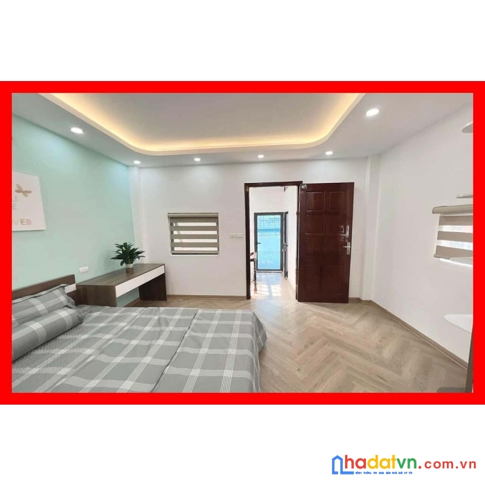 Nhà 4 tầng trung tâm quận đống đa, tiện ích đầy đủ, sổ đỏ chính chủ, giá hợp lý