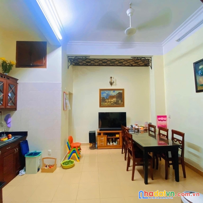 Hot !!! siêu vip nhà phân lô trung kính cầu giấy 50m2, 4tầng mt5m ô tô tránh, vỉa hè rộng chỉ 12