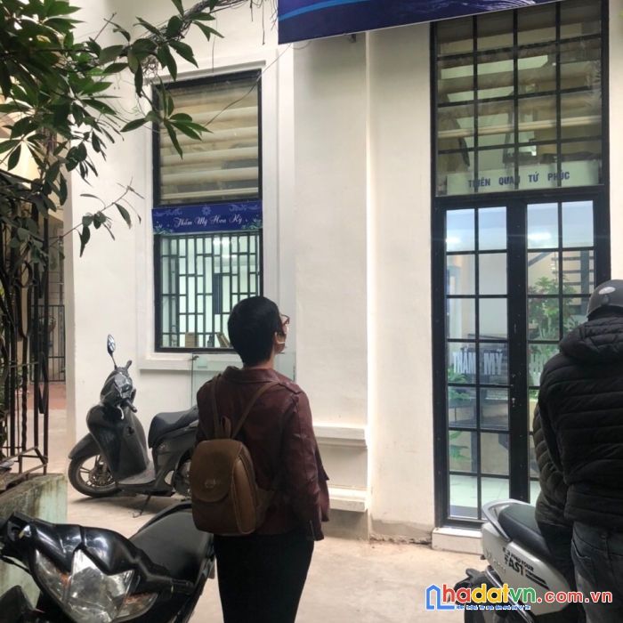 Chính chủ cần bán nhà đang kinh doanh thẩm mỹ viện ở hoàn kiếm hà nội.