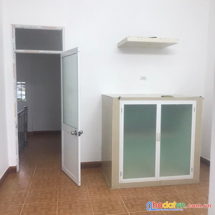 Nhà lê duẩn, 42m2, 3 tầng gần ông ích khiêm, 2.x tỷ
