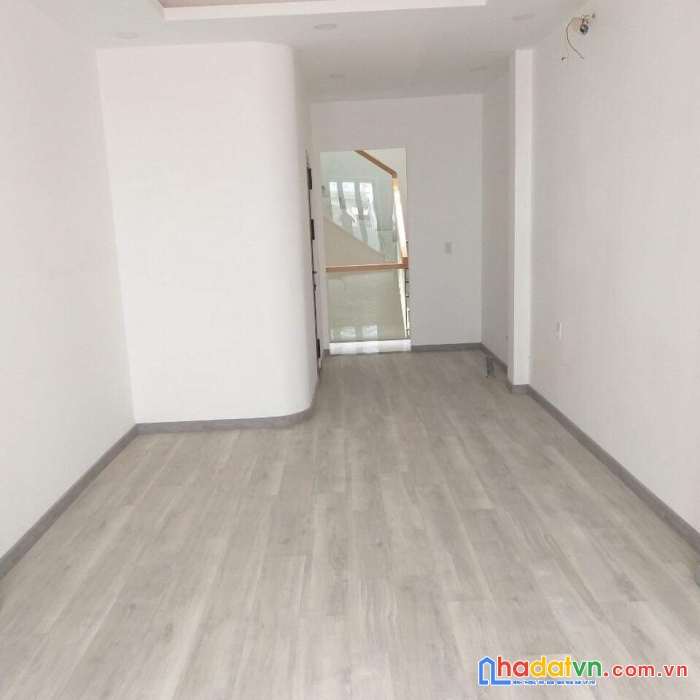 Cần bán gấp nhà hxh nguyễn trãi, p.7, quận 5 thiện chí thương lượng thêm