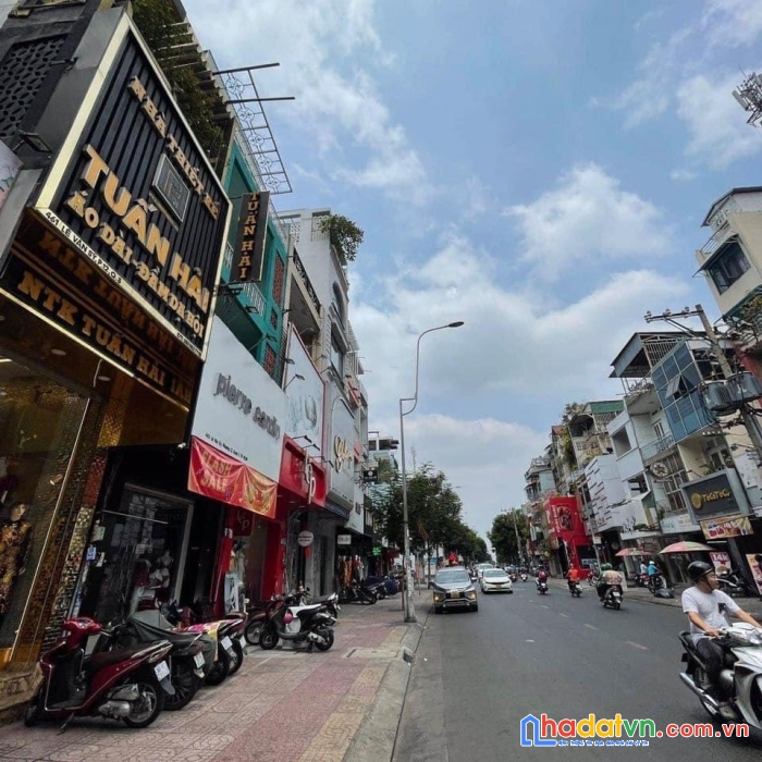 Chính chủ gửi bán nhà mt đường lê văn sỹ, p12, q3