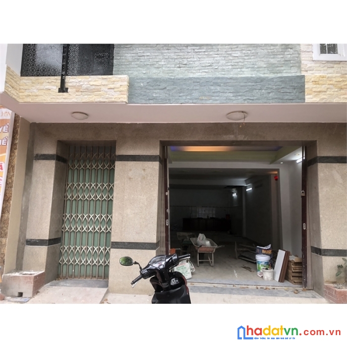 Cho thuê mặt bằng tòa nhà 180m2 đường 30/4 ngã tư giếng nước, tpvt