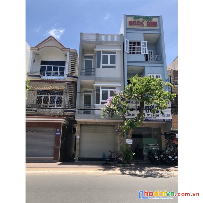 Cho thuê mặt bằng 1t2l đoạn ngã tư giếng nước đường nguyễn an ninh, tpvt