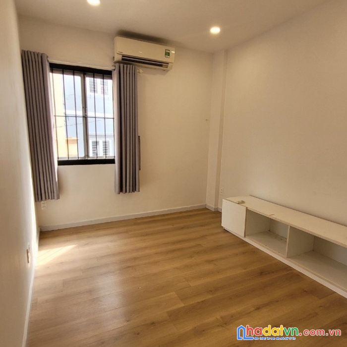 Chính chủ cần bán nhanh căn nhà siêu đẹp tại quận bình thạnh, tphcm