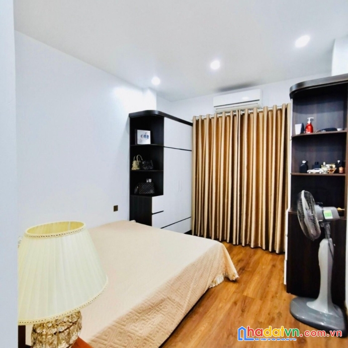 Hoa hậu giải phóng 32m2, oto phóng, 5 tầng hiên đại, 3 tỷ 5.