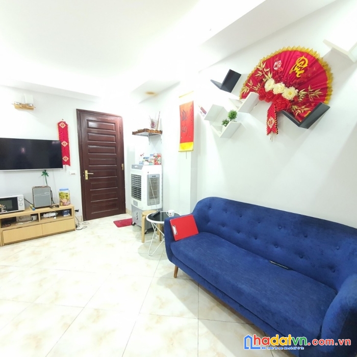 Bán hoa hậu ngọc hồi 41m2, o to, ở sướng, 2 tỷ 2.