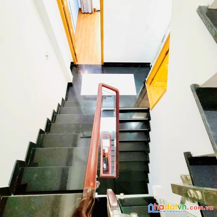 Bán gấp mặt tiền kinh doanh nguyễn cửu vân, bình thạnh, 82m2, 4 tầng, chỉ 16 tỷ 900